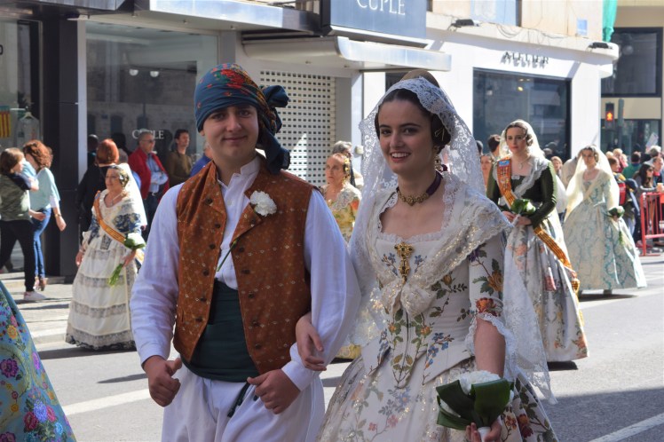 DSC_0476 guy and girl