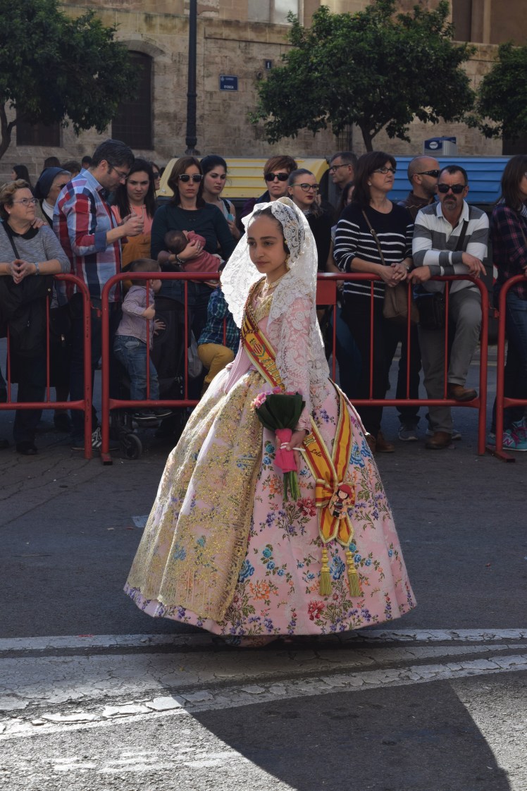 DSC_0954 little girl in sun